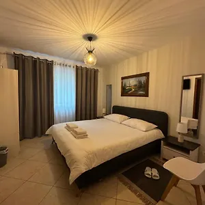 Konukevi Xhelo's Tiran