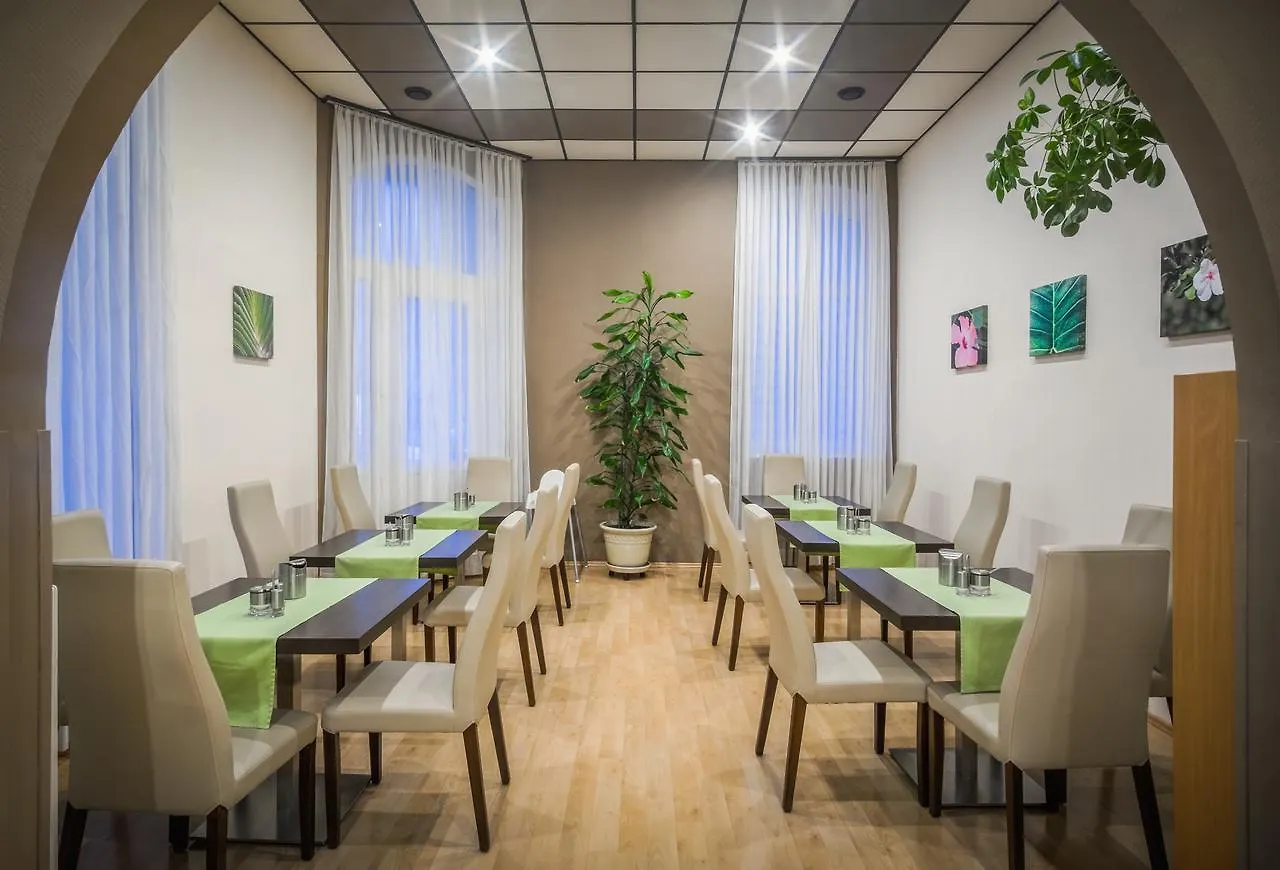 Hotel-Pension Wild Vienna 2*,  Austria